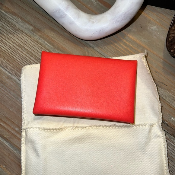 Hermes Accessories - Authentic Hermes calvi  card holder